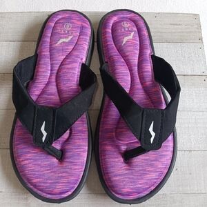 Stylish Norty Sz 6 Black and Pink Sandals With Cushion Base